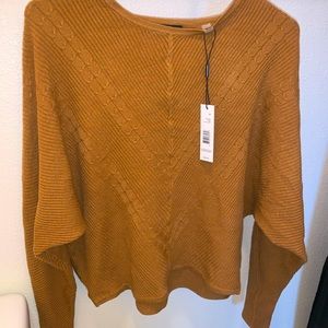 Sweater- (M) NWT